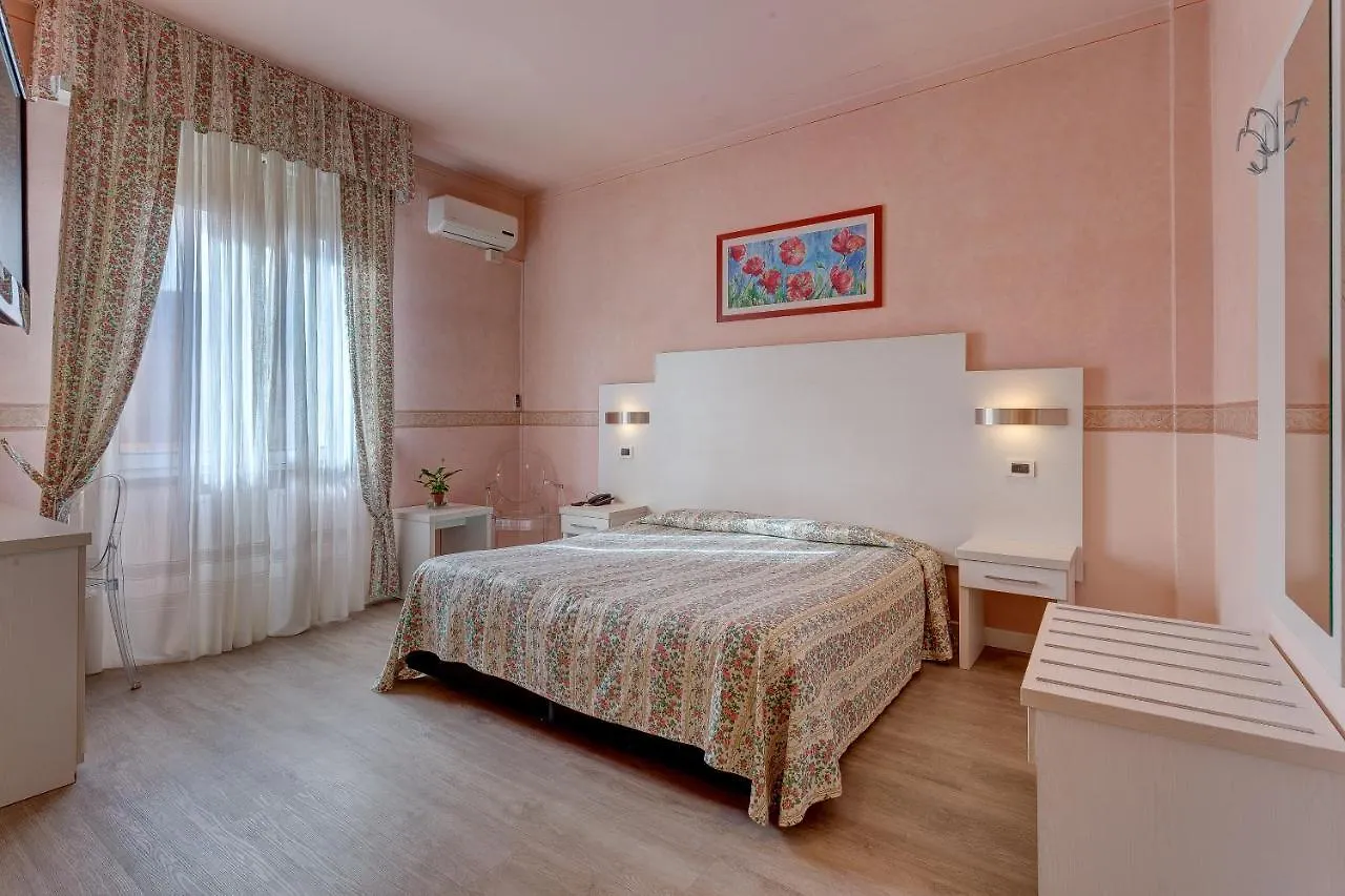 ***  Hotel Massimo D'Azeglio Montecatini Terme Itálie